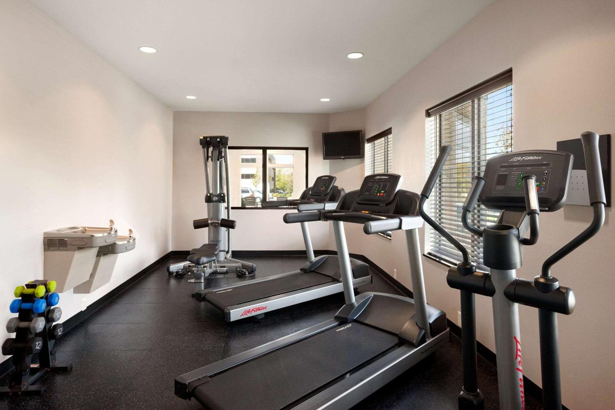 Country Inn & Suites By Radisson, Greenville, Nc Winterville Eksteriør bilde